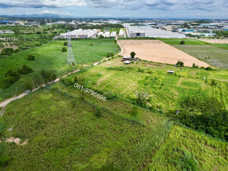 picture Beautiful land plot for sale, Bo Win, Sriracha, near Pinthong 3 Industrial Estate - 3/5