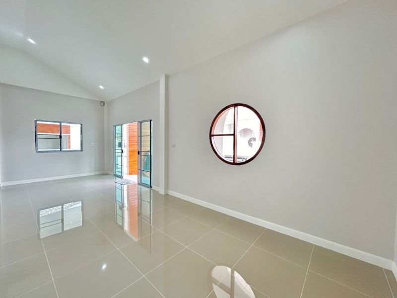 picture Single-storey detached house for sale  3 bedrooms 2 bathrooms and 2 parkings. - 8/18