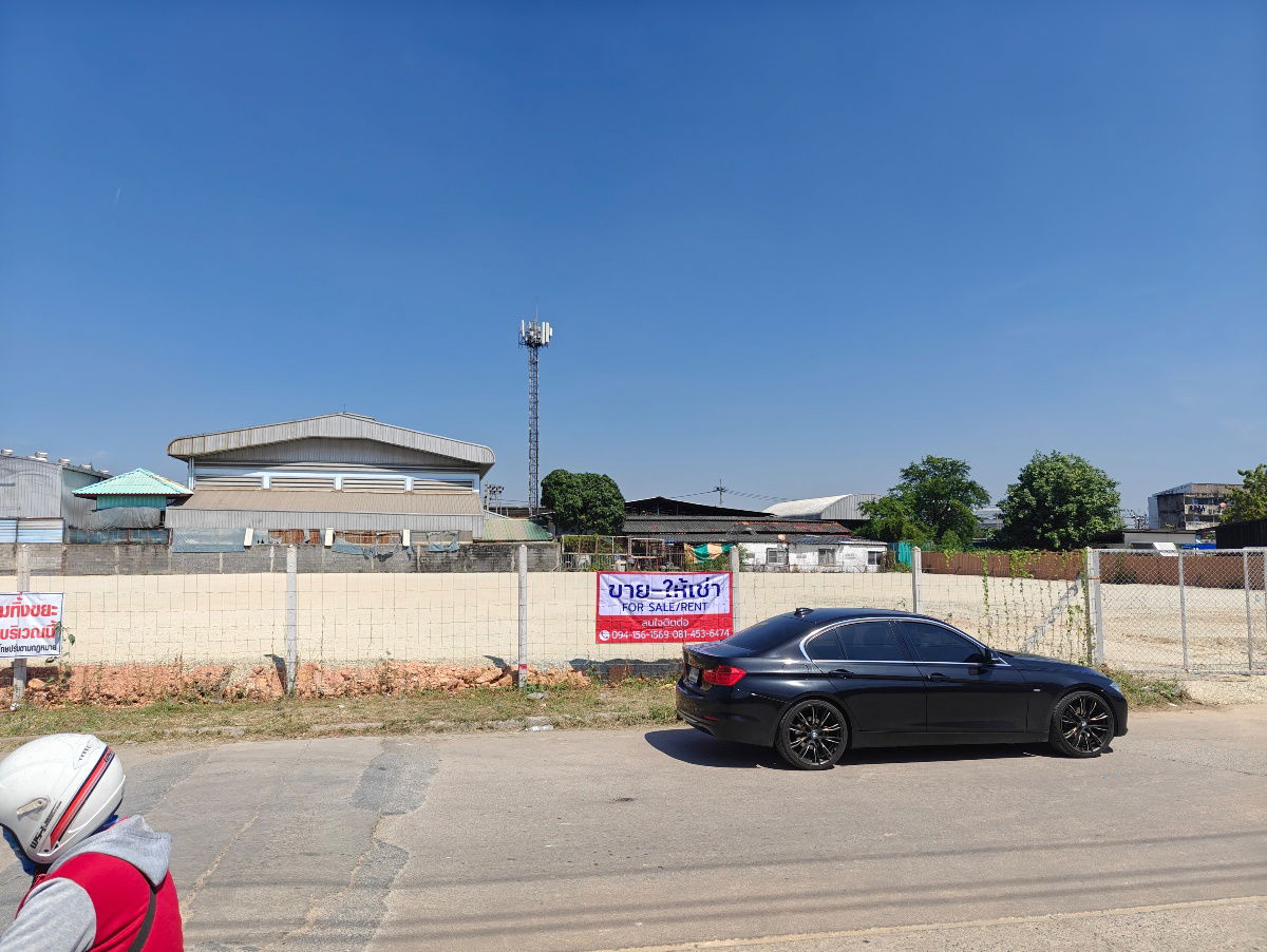 picture Land for Sale   In Front of Bangpoo Industrial Estate, 2 Rai 30 Sq. Wah  Purple Zone - 8/9