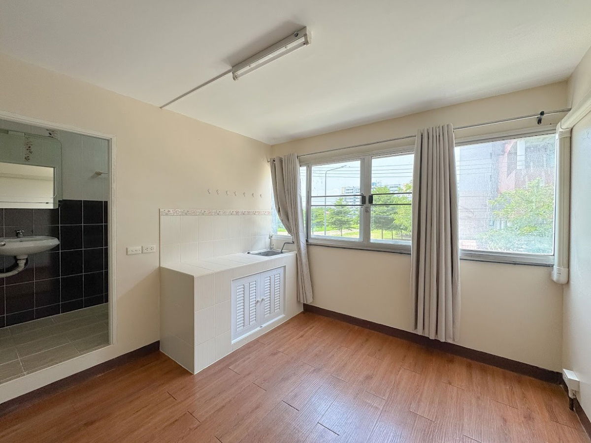 รูป ขายคอนโด เลเวล บางนา  ถ.บางนา-ตราด ใกล้ ม.หัวเฉียว ห้องใหญ่ 41.93 ตรม.  - รูปที่ 1/13