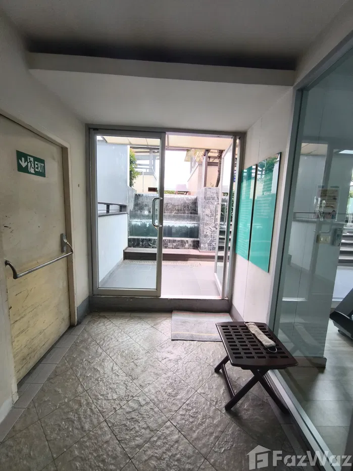 picture Low rise condominium, peaceful garden view, school X street 5697340 - 31/35