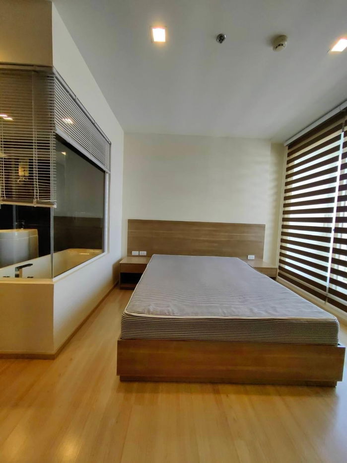 picture 🌇Rhythm Sathorn 21 for Rent" BTS Taksin 250 m. 🛋️: Room details: - 1 Bedroom 1 Bathroom - 4/18