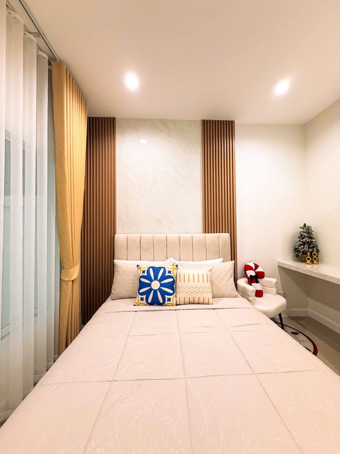 รูป บ้านแฝด ทรงโมเดิร์น แต่งใหม่ รีโนเวทพร้อมอยู่ ในซอยเนินพลับหวาน - รูปที่ 14/22