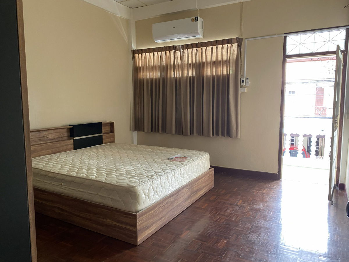 picture Townhouse for Sale – 18 Sq.m in Ramkhamkheng area - 9/16