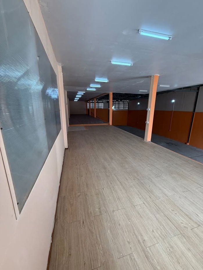 picture Warehouse for Rent – Din Daeng–Ratchada, 6-Wheeler Truck Accessible Prime city warehouse - 17/17