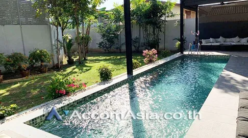 🔼🔽 AccomA 📩 Private Swimming Pool 5 BR House in Phra Khanong Nuea (13000256)