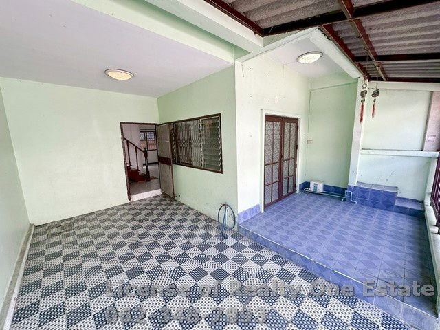 รูป ขาย ทาวน์เฮ้าส์ทำเลดี หมู่บ้านวรารักษ์ รามอินทรา – คู้บอน ซอยเลียบคลองสอง 27 - รูปที่ 2/14