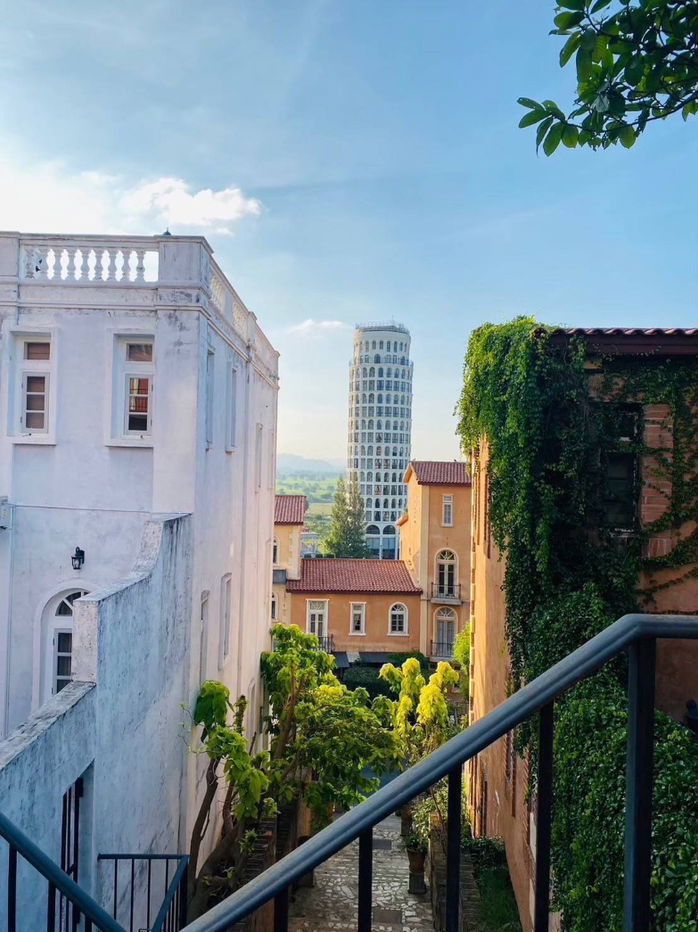 รูป ขายบ้านพักตากอากาศเขาใหญ่ โครงการ ดิไอรี่ The Eyrie เทควิวเขาใหญ่ สนามกอล์ฟToscana เหมาะไว้พักผ่อนลงทุน บ้านบนเนินเขาใหญ่ ปากช่อง ทัสคานี 087-9074045 - รูปที่ 4/13