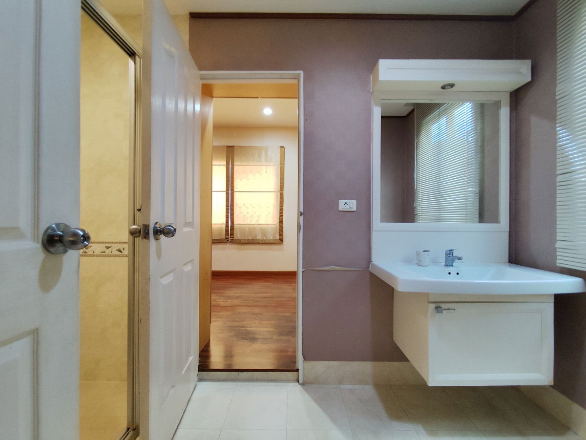 รูป 🏡 ขายบด 2 ชั้น หมู่บ้าน วรารมย์ พหลโยธิน–สายไหม 60 ตรว 3น 3น้ำ ทำเลดี สวยสะอาดน่าอยู่  - รูปที่ 30/60