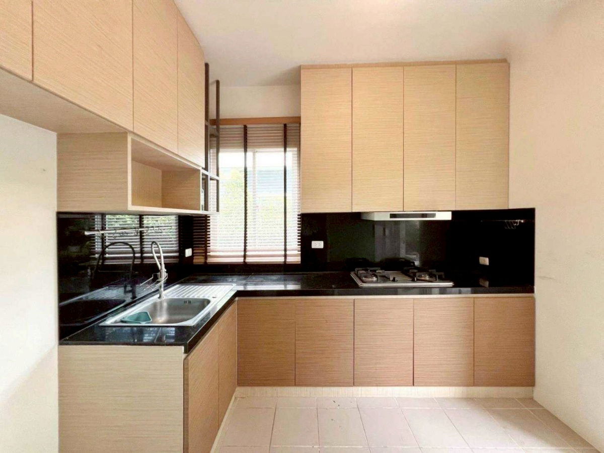 รูป บ้านเดี่ยว โซนร่มเกล้า สุวรรณภูมิ หมู่บ้านเพอร์เฟคพาร์ค ร่มเกล้า6/1 บ้านสภาพดี พร้อมอยู่ จองเลย 085-318-6868 - รูปที่ 11/20