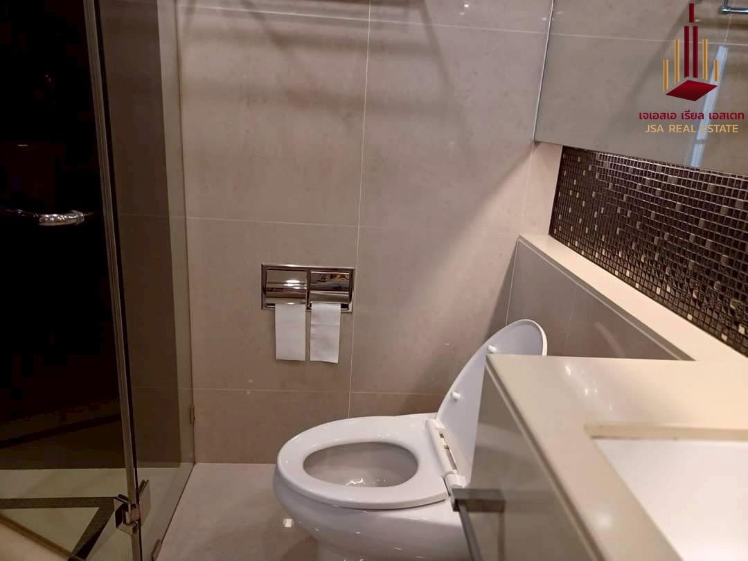 picture ✨ For Sale: The Address Sathorn Condo ✨  💰 Only 6,900,000 THB - 5/9