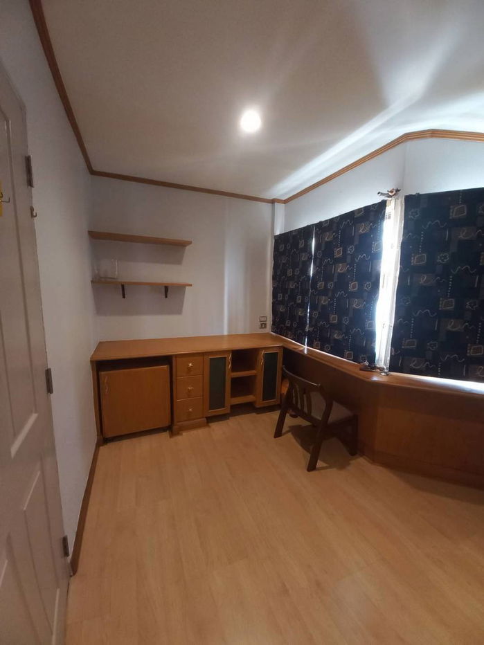 picture Townhome for rent at Baan Klang Muang Rama 9 Soi 43 (SPSAD3653) - 9/12