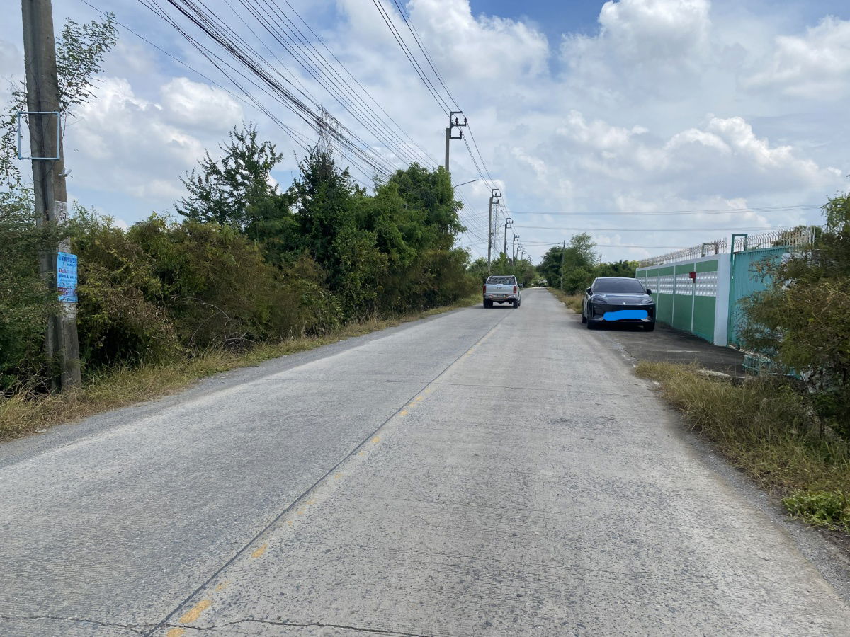 picture Land for Sale – Beautiful plot, perfect for residential development or future investment - 2/9