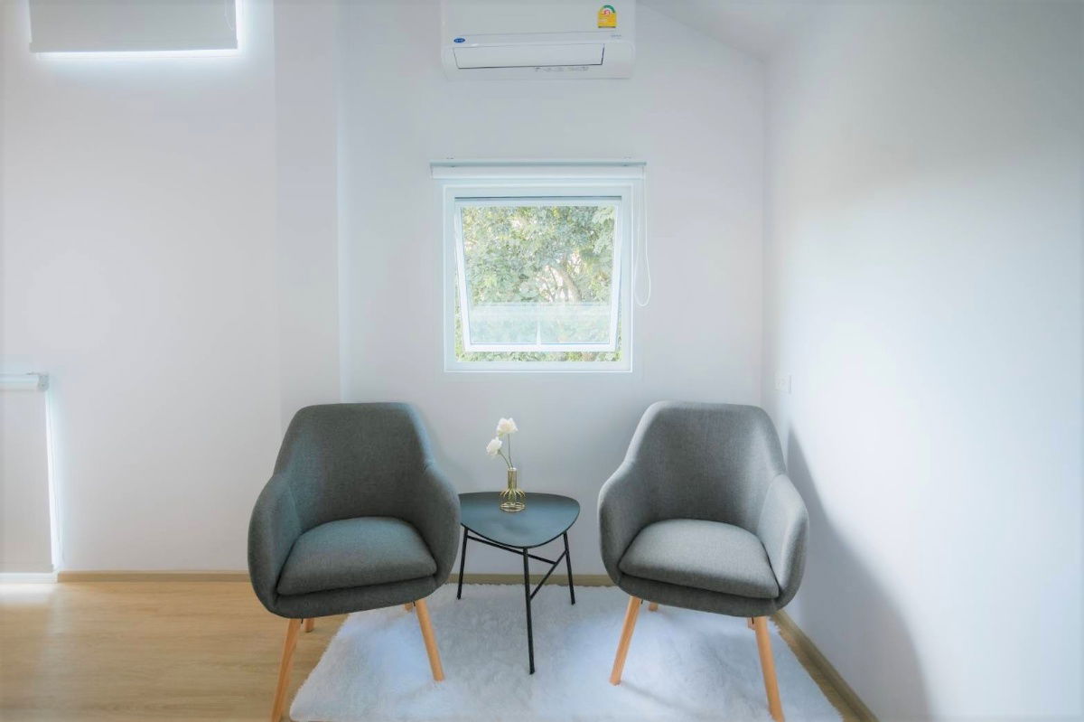 picture Two-storey Pool Villa for rent with 5 bedrooms, 5 bathrooms, 1 living room, 2 kitchens.   - 17/30