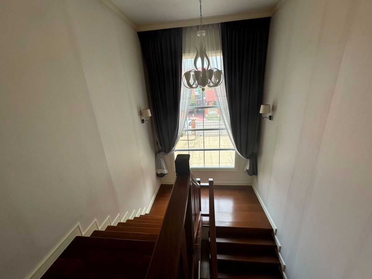 รูป พฤกภิรมย์ ราชพฤกษ์บ้าน 4 นอนพร้อมแต่ง พร้อมสระว่ายน้ำ - รูปที่ 10/17