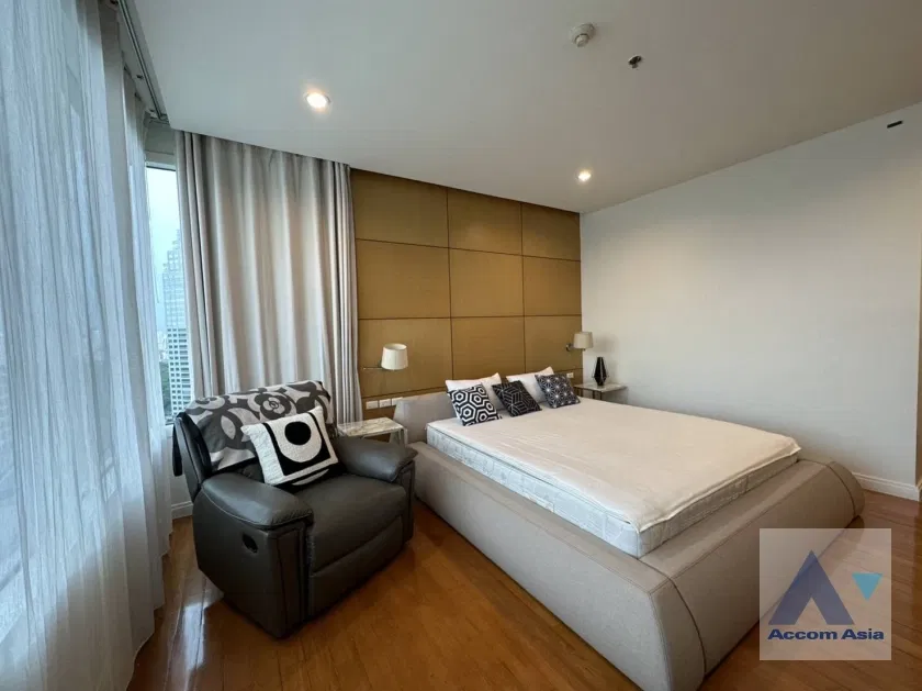 picture 🔼🔽 AccomA 📩  3 BR Condominium @Royal Saladaeng (AA34997) - 8/11