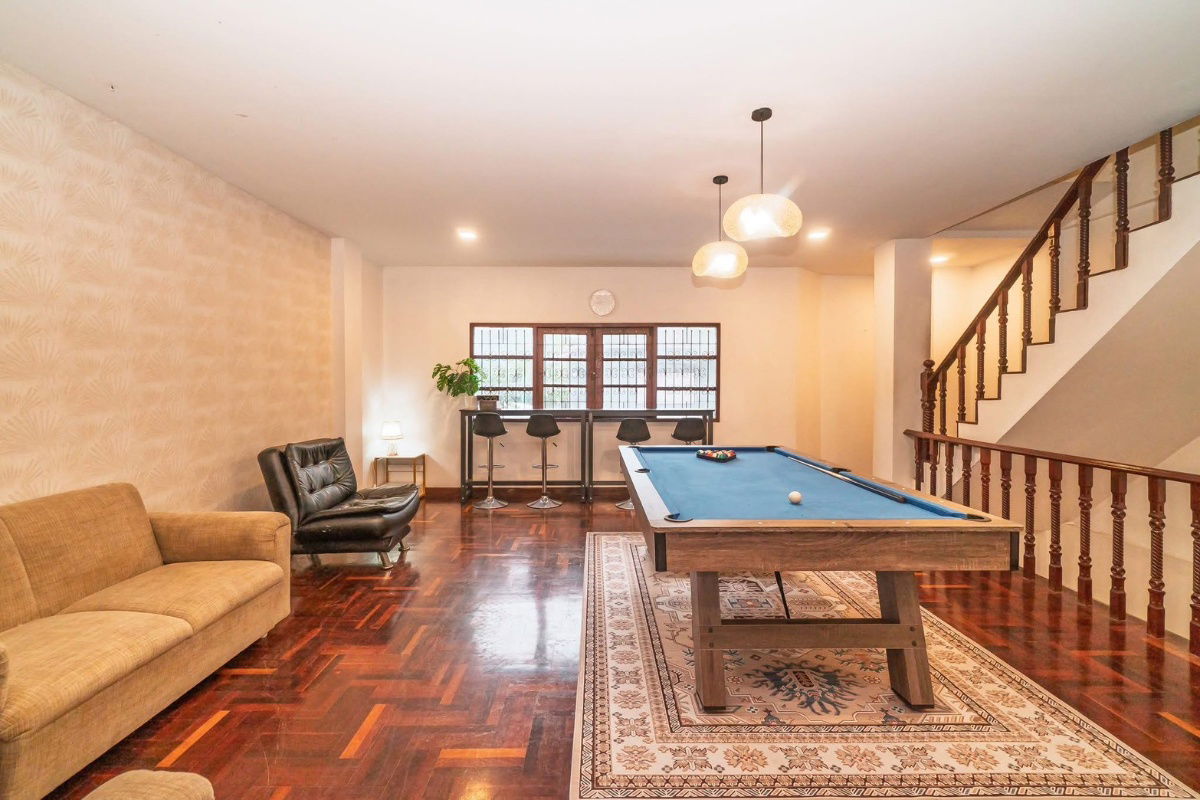 picture Luxury Townhome for Rent – Tropical House, Thonglor Soi 25 5-storey townhome with 5 beds and 5 bathrooms in the heart of Thonglor.  fully furnished  - 13/20