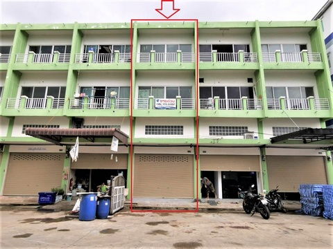 FOR SALE  COMMERCIAL BUILDING PROPERTY  2950000 BAHT.