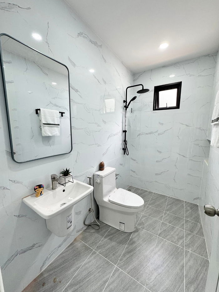 picture ‼️ House for sale 📣🏡 Modern Single House – Ready to Move In - 9/13