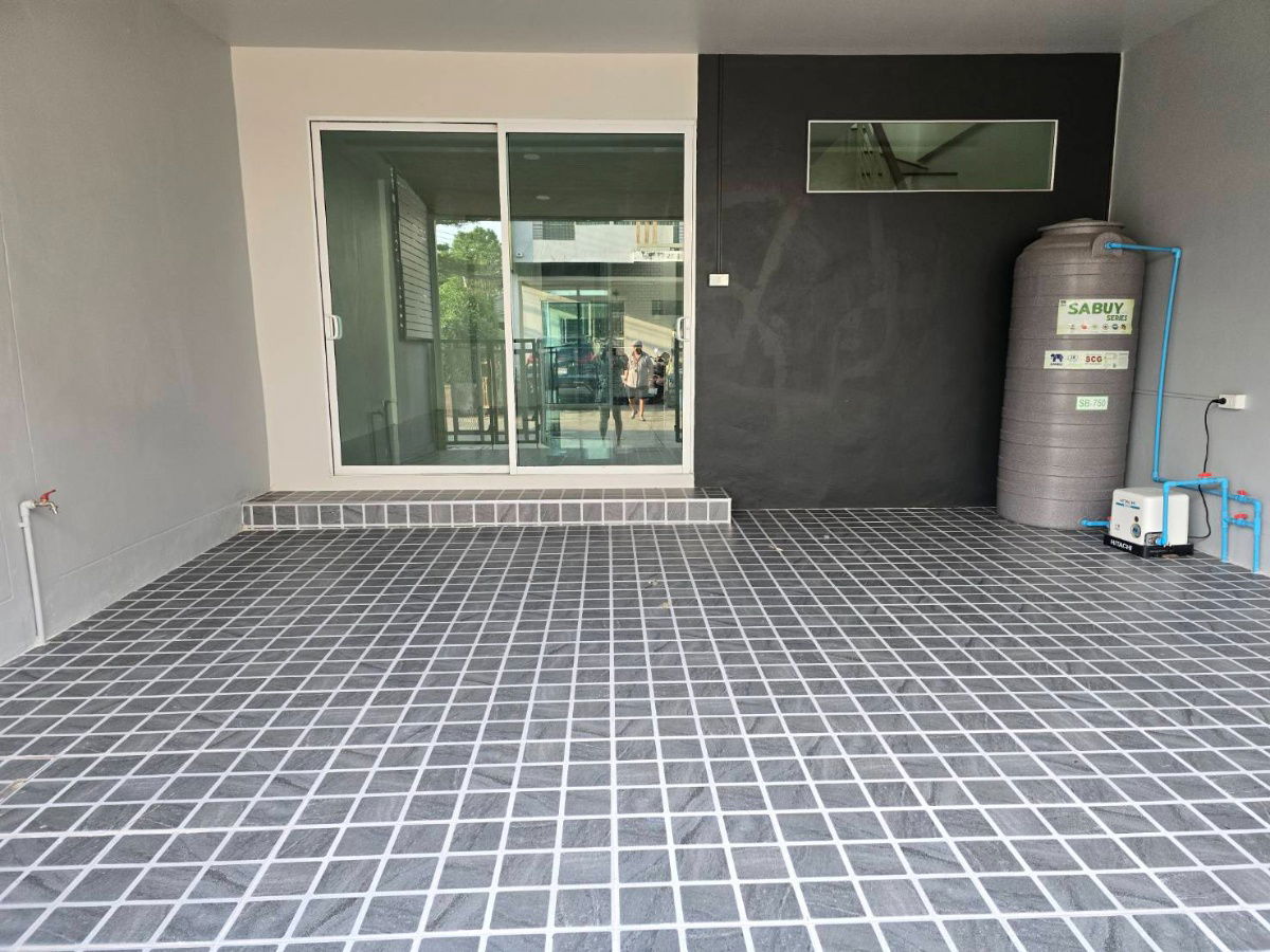 รูป ทาวน์เฮ้าส์ รีโนเวทใหม่ The Trust Town Wongwaen–Lam Luk Ka : เดอะทรัสต์ ทาวน์ วงแหวน–ลําลูกกา ซอยบึงคําพร้อย ปทุมธานี พร้อมอยู่ ทำเลดี ราคาถูกคุ้ม - รูปที่ 3/22