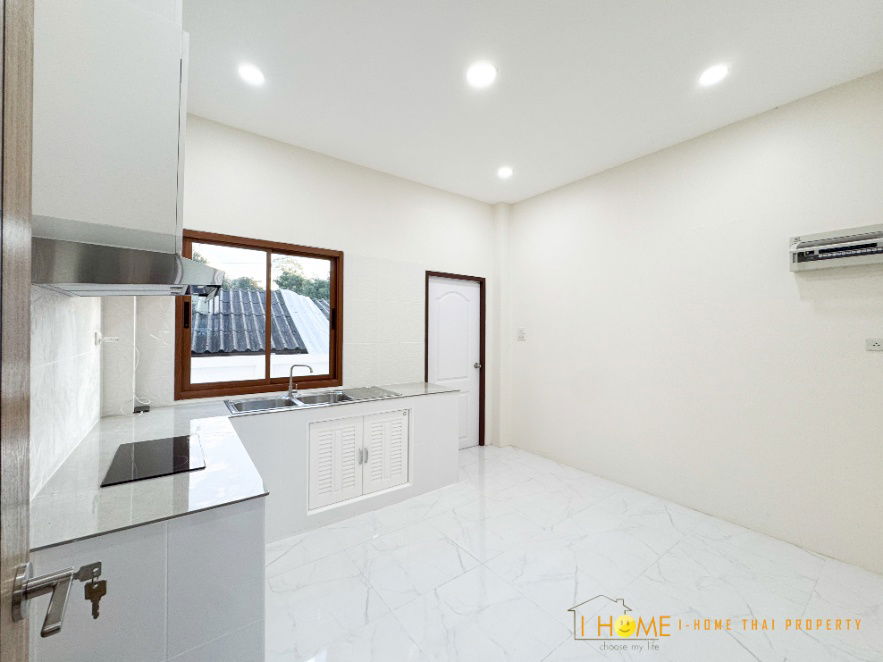 รูป ขายบ้านเดี่ยวสองชั้น 4 ห้องนอน 4 ห้องน้ำ 1 ห้องครัว - รูปที่ 10/37