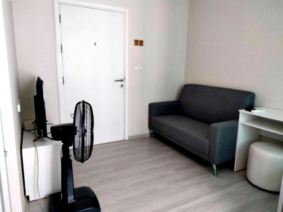 คอนโดให้เช่า : (ว่างพร้อมเข้าอยู่)ให้เช่าคอนโด plum condo interchange ram 60 ห้อง 23 ตรม.ชั้น6 ห้องมุม