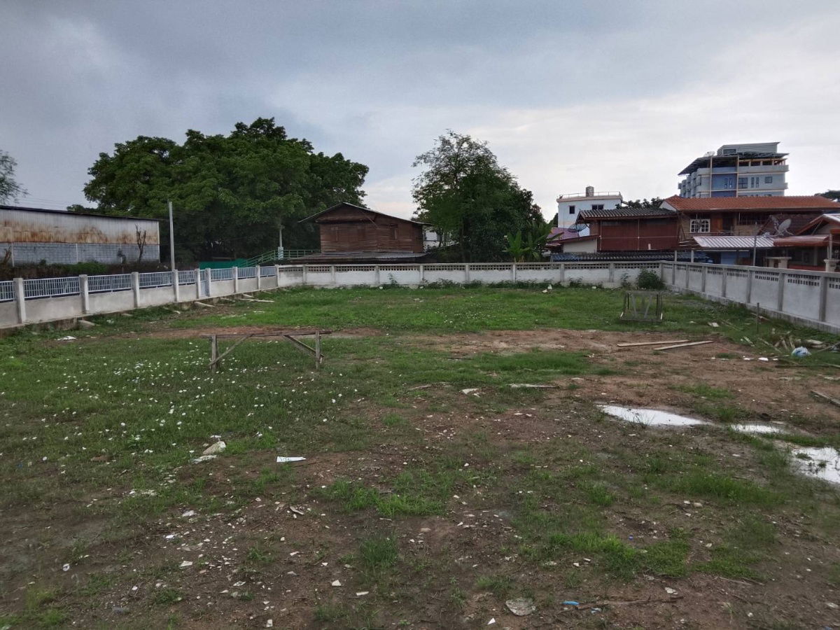 picture Land for Sale – Filled Land with Fencing, 260 sq.wah, Soi Bang Waek 61, Phasi Charoen District, Phutthamonthon Sai 1, Bangkok. Beautiful Plot. - 13/18