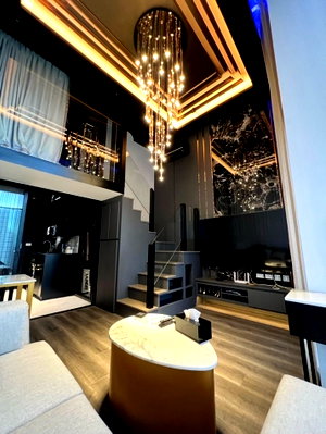คอนโดให้เช่า : ให้ เช่า คอนโดห้องมุม Knightsbridge space รัชโยธิน ใกล้ BTS พหลโยธิน 24  ชั้น 19  Fully Built-in วิวสวยมาก! 39 ตร.ม.