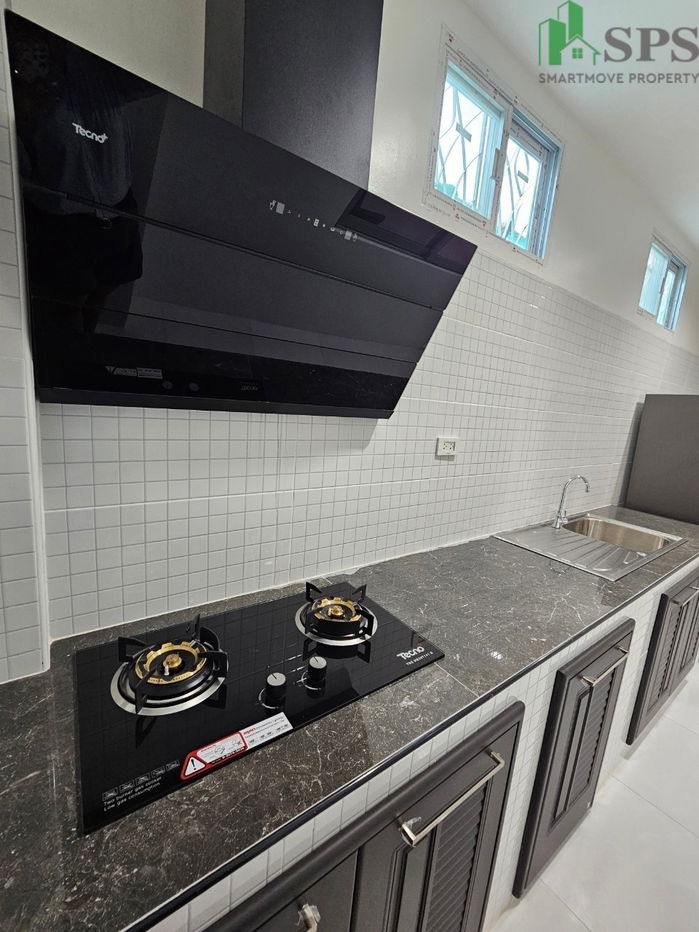 picture Newly renovated Townhome for RENT Sukhumvit 101/1 Near BTS Punnawithi (SPSP570)  - 4/20