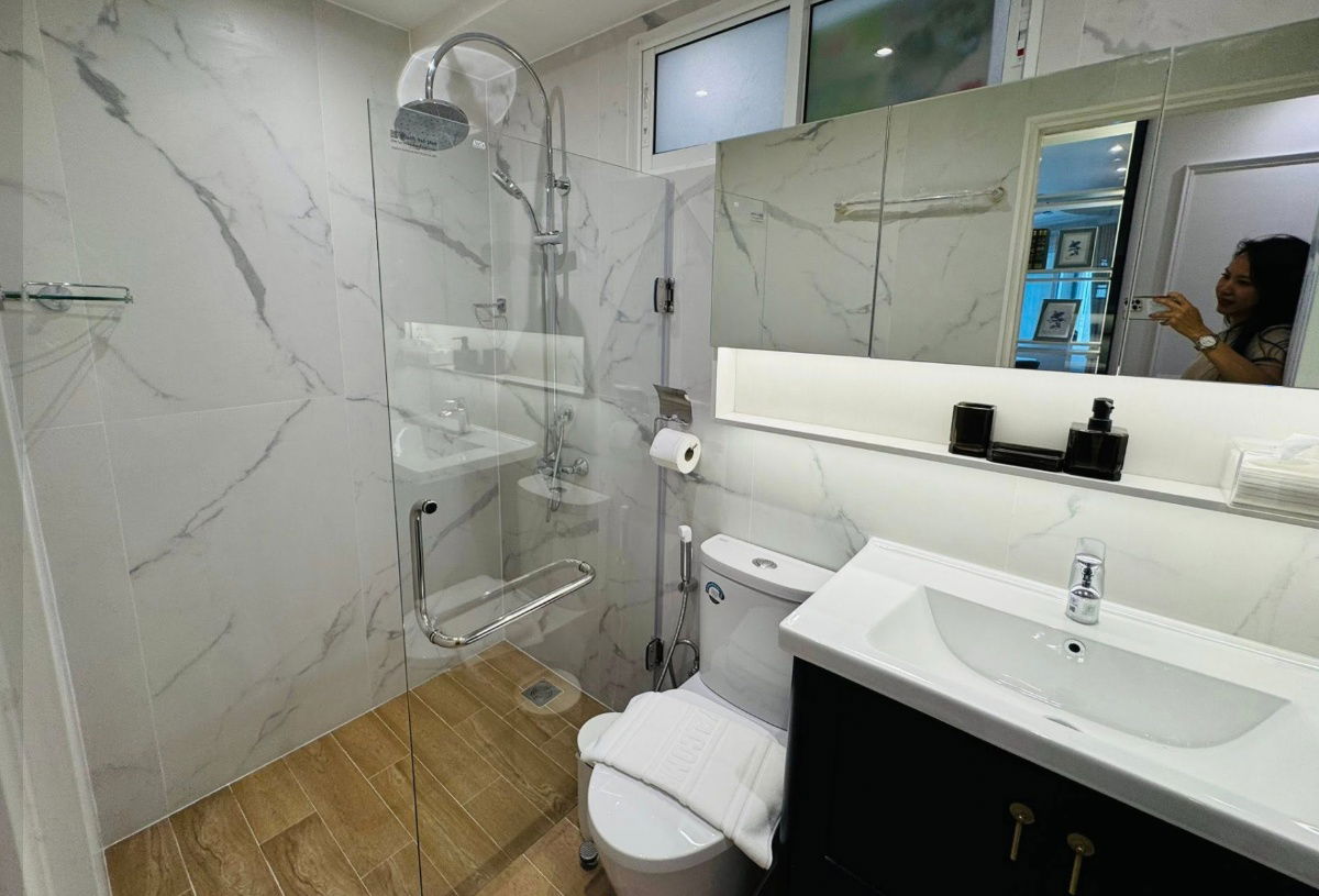 picture  3beds 99sqm. Newly renovated! Line id: @pfagent - 16/18