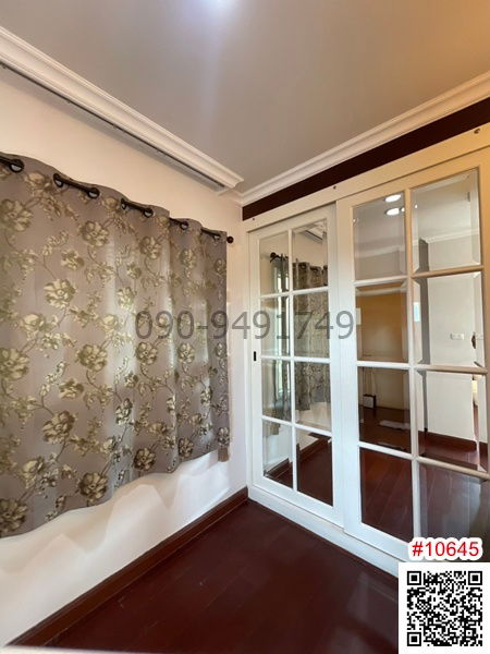 picture Townhouse for rent, 4 floors, Baan Rawipha Project, Sukhumvit 103, next to the main road - 30/32