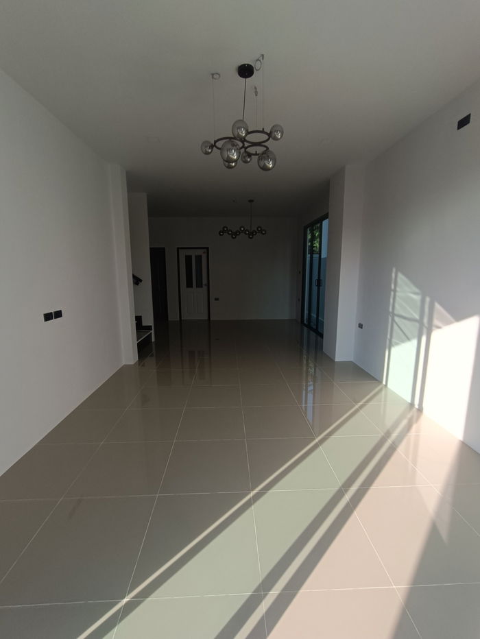 picture ,Urgent Sale! Newly Built 2Storey Villa in Prime Location On Sukhumvit Near Jomtien Beach Pattaya - 8/21