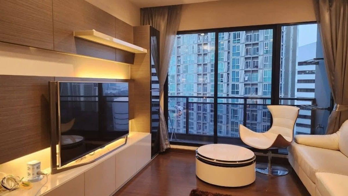 picture MRT Thailand Cultural Center 200 m. Price 60,000 Baht Condo Ivy Ampio ( Rental ) - 2/14