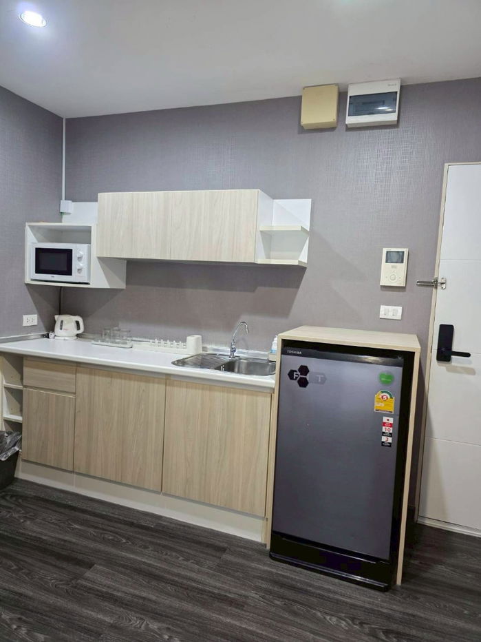 รูป ✨ให้เช่า Airlink Residence ห้องใหญ่ 35 ตร.ม. เฟอร์ครบ ทำเลดีใกล้สุวรรณภูมิ พร้อมอยู่ทันที เฟอร์นิเจอร์และเครื่องใช้ไฟฟ้าครบ - รูปที่ 7/7