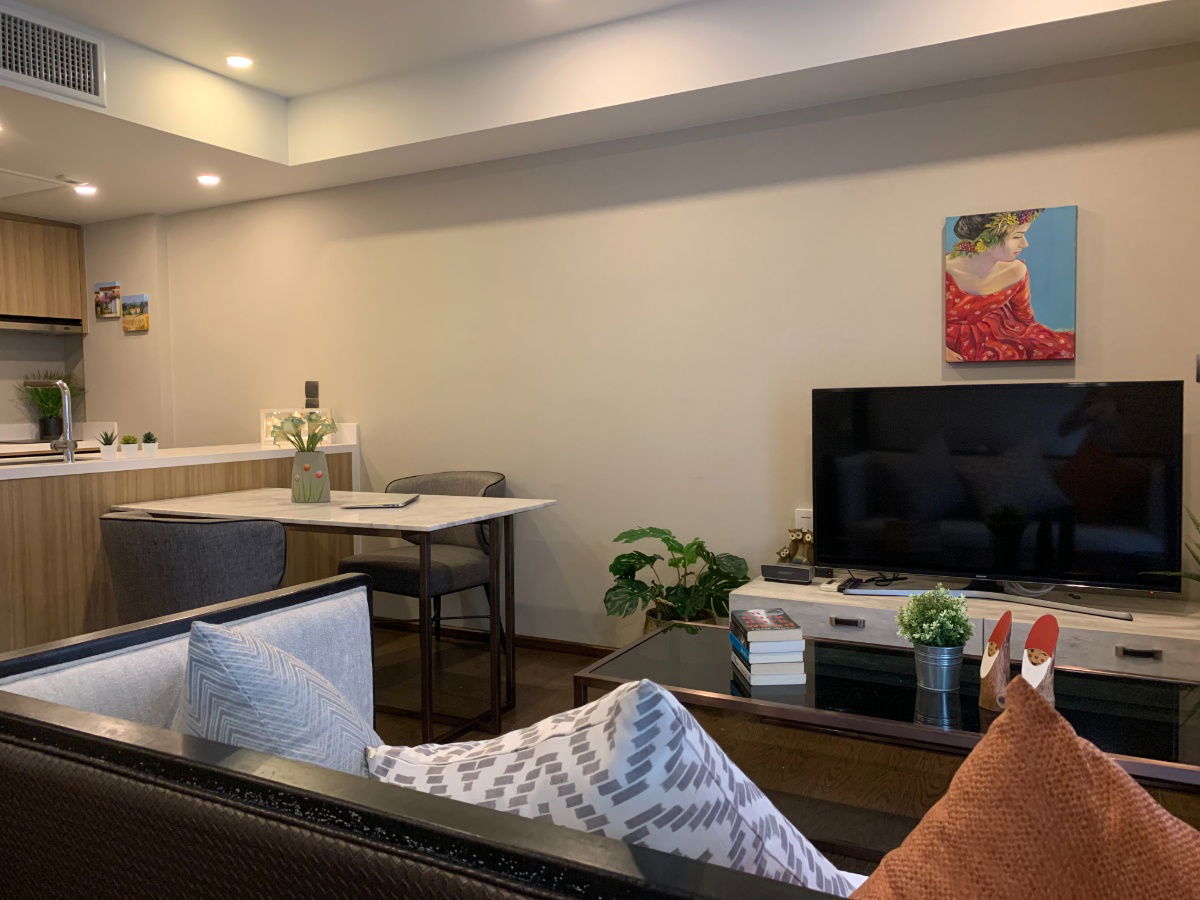 picture Condo for Sale: Na Vara Residence - 1/11