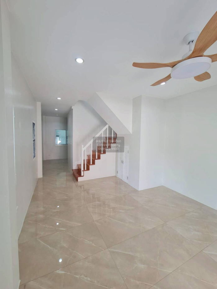 picture For Sale Townhouse/Townhome  , Prinyaluck Wongwaen - Sathorn , corner unit , newly renovated , MRT-Lak Song , Bang Khae , Bang Khae , Bangkok , CX-137963 ✅ Live chat with us ADD LINE @connexproperty ✅  - 7/12