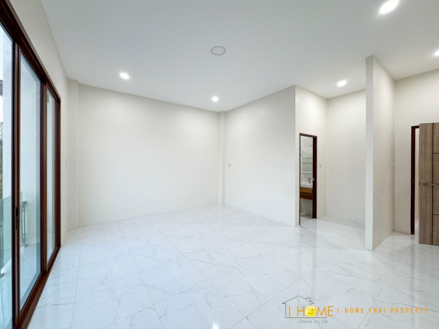 รูป ขายบ้านเดี่ยวสองชั้น 4 ห้องนอน 4 ห้องน้ำ 1 ห้องครัว - รูปที่ 32/37