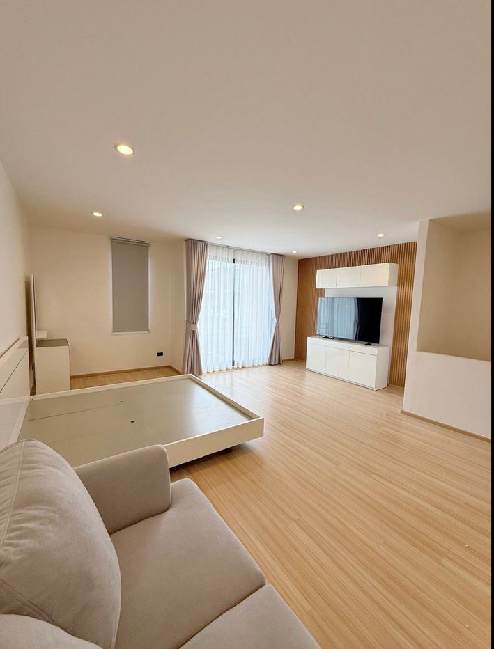 picture Newly home! 3bed 4bath 210sqm. 2parking. Line id: @pfagent - 7/14