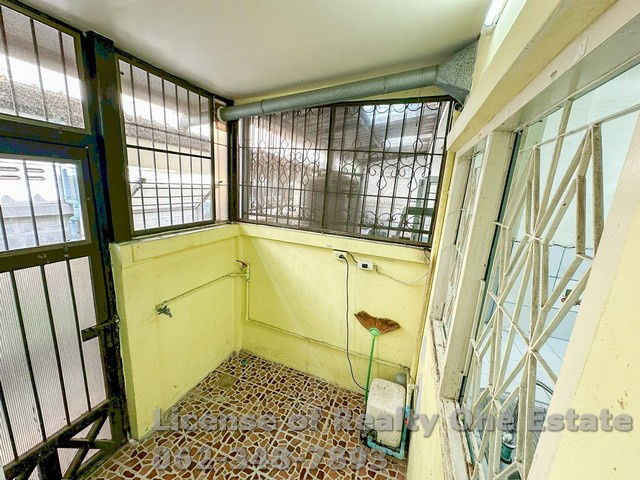 รูป ขายบ้าน ทาวน์เฮ้าส์ หมู่บ้านวรารักษ์ รามอินทรา – คู้บอน ซอยเลียบคลองสอง 27 - รูปที่ 12/16