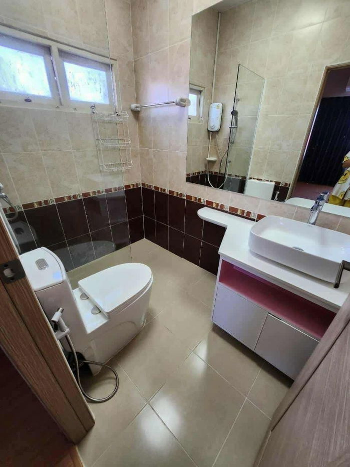 picture Two storey house for rent with 2 bedrooms,3 toilets and 2 kitchens.  - 12/16