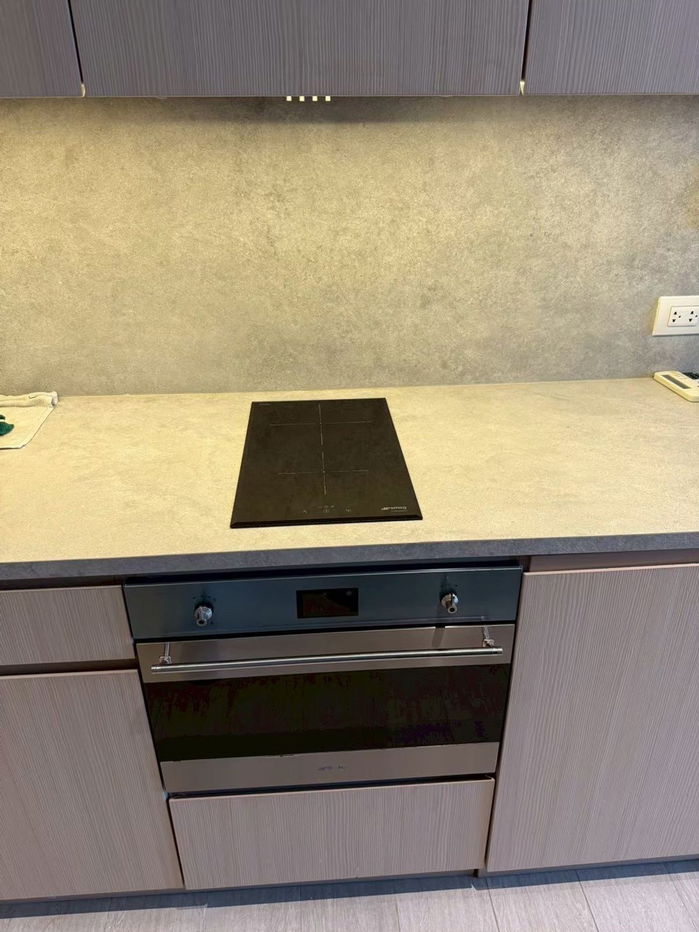 picture The Lofts Silom【𝐒𝐄𝐋𝐋 & 𝐑𝐄𝐍𝐓】🔥1 BED in cream-brown tones. Have fun decorating your room with a premium minimalist🔥 Contact Line ID: @hacondo - 9/9