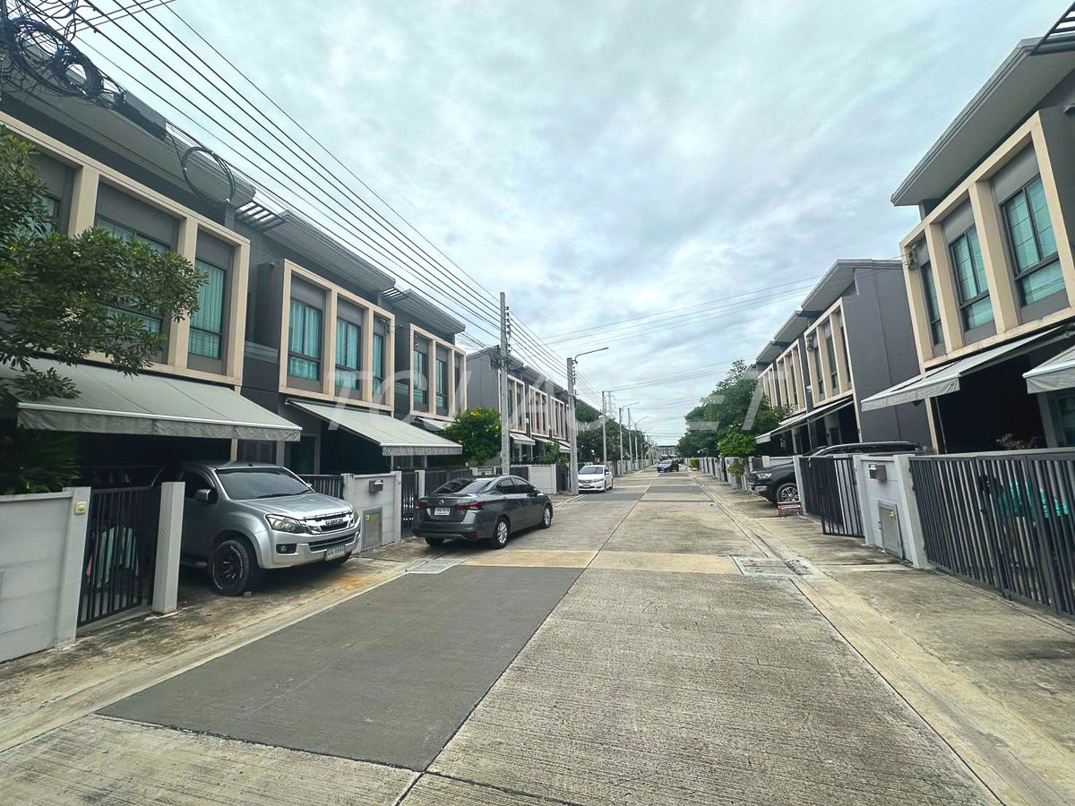 picture Townhouse for Sale : Pleno Sukhumvit-Bangna - 2/13