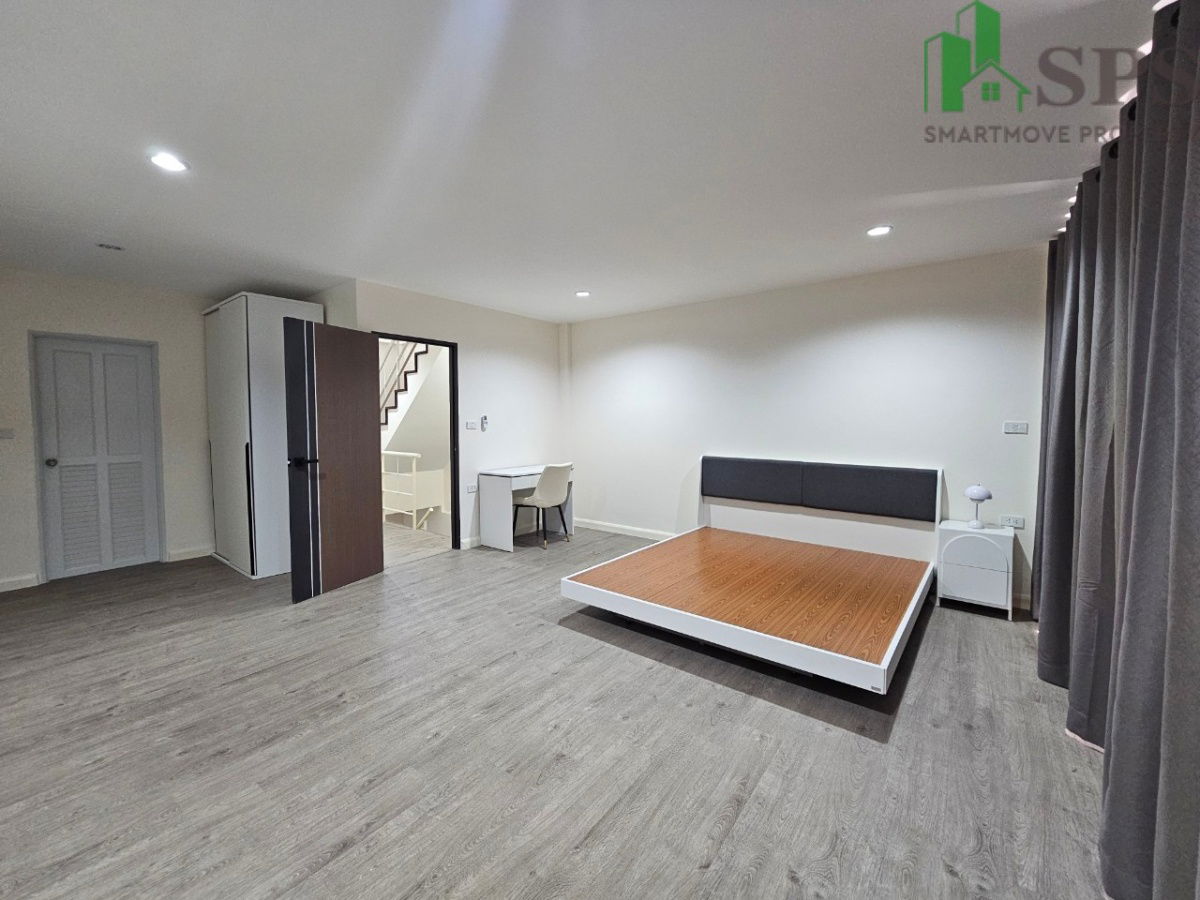 picture Newly renovated Townhome for RENT Sukhumvit 101/1 Near BTS Punnawithi (SPSP570)  - 13/20