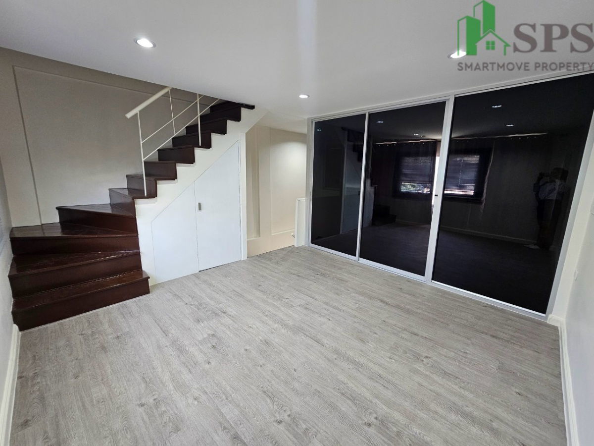 picture Newly renovated Townhome for RENT Sukhumvit 101/1 Near BTS Punnawithi (SPSP570)  - 9/20