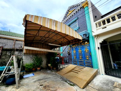 Townhouses for rent Bang Bon : FOR RENT  TOWNHOUSE PROPERTY  9500 BAHT per MONTH