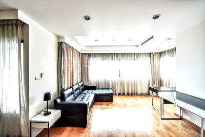 Condos for sale : 💌Big Space! Newly Renovated Large Unit 💌  Sathorn Garden near Mrt Lumphini