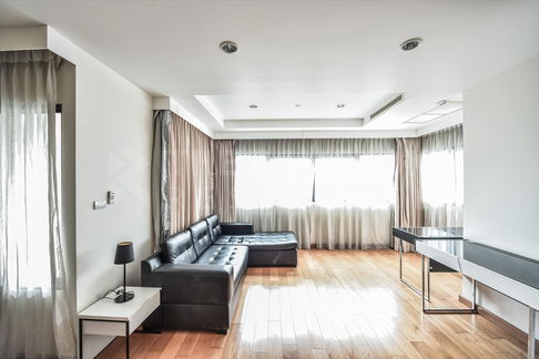 💌Big Space! Newly Renovated Large Unit 💌  Sathorn Garden near Mrt Lumphini