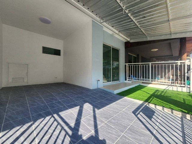 picture FOR SALE TOWNHOUSE PROPERTY 1790000 BAHT. - 3/8