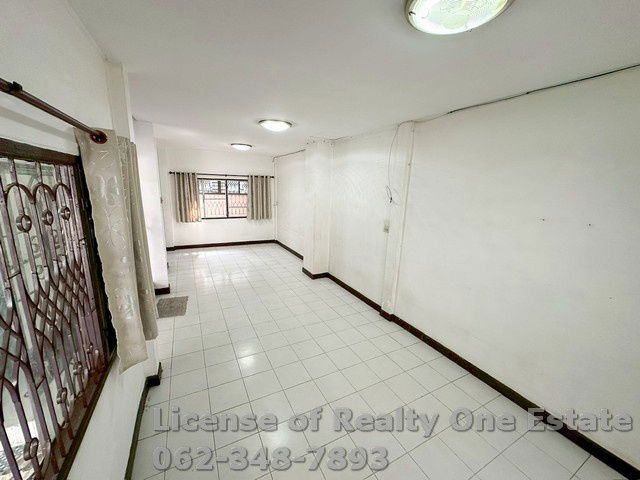 รูป ขาย ทาวน์เฮ้าส์ทำเลดี หมู่บ้านวรารักษ์ รามอินทรา – คู้บอน ซอยเลียบคลองสอง 27 - รูปที่ 10/14