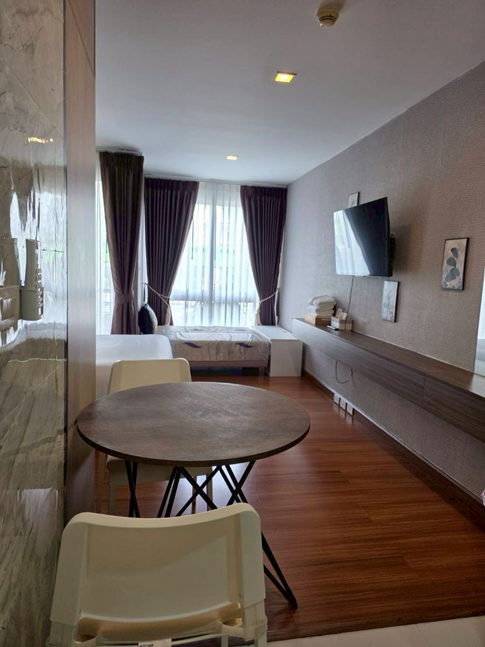 รูป ✨ให้เช่าคอนโด Airlink พร้อมเฟอร์ครบ ห้องขนาดกะทัดรัด รีโนเวทใหม่ทั้งห้อง สะอาด สวย น่าอยู่ เหมาะสำหรับคนทำงานโซนสุวรรณภูมิ–ลาดกระบัง เดินทางง่าย - รูปที่ 4/7